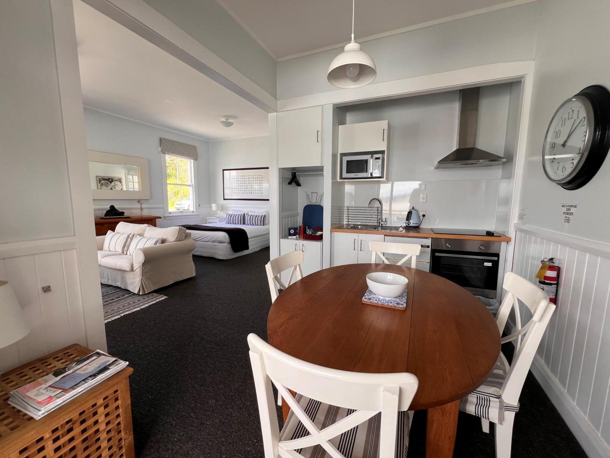 Mangonui Waterfront Apartments Exterior photo